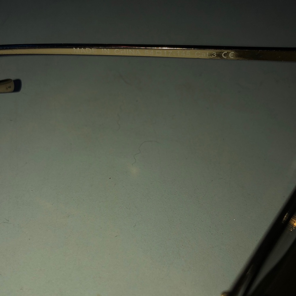 Sunglasses - Picture 3 of 4